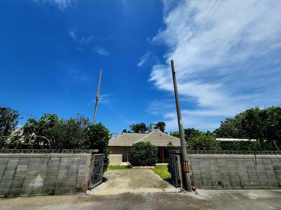 琉球古民家 蒼 Apartman Motobu Kültér fotó