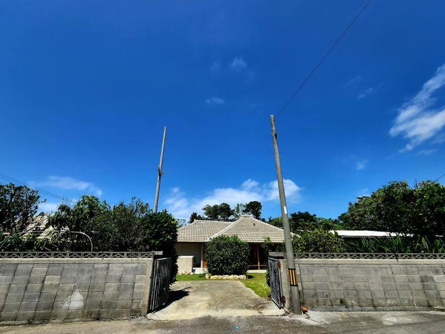 琉球古民家 蒼 Apartman Motobu Kültér fotó